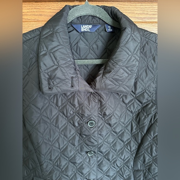 Lands End Black Puffer Quilted Vest - Picture 2 of 6